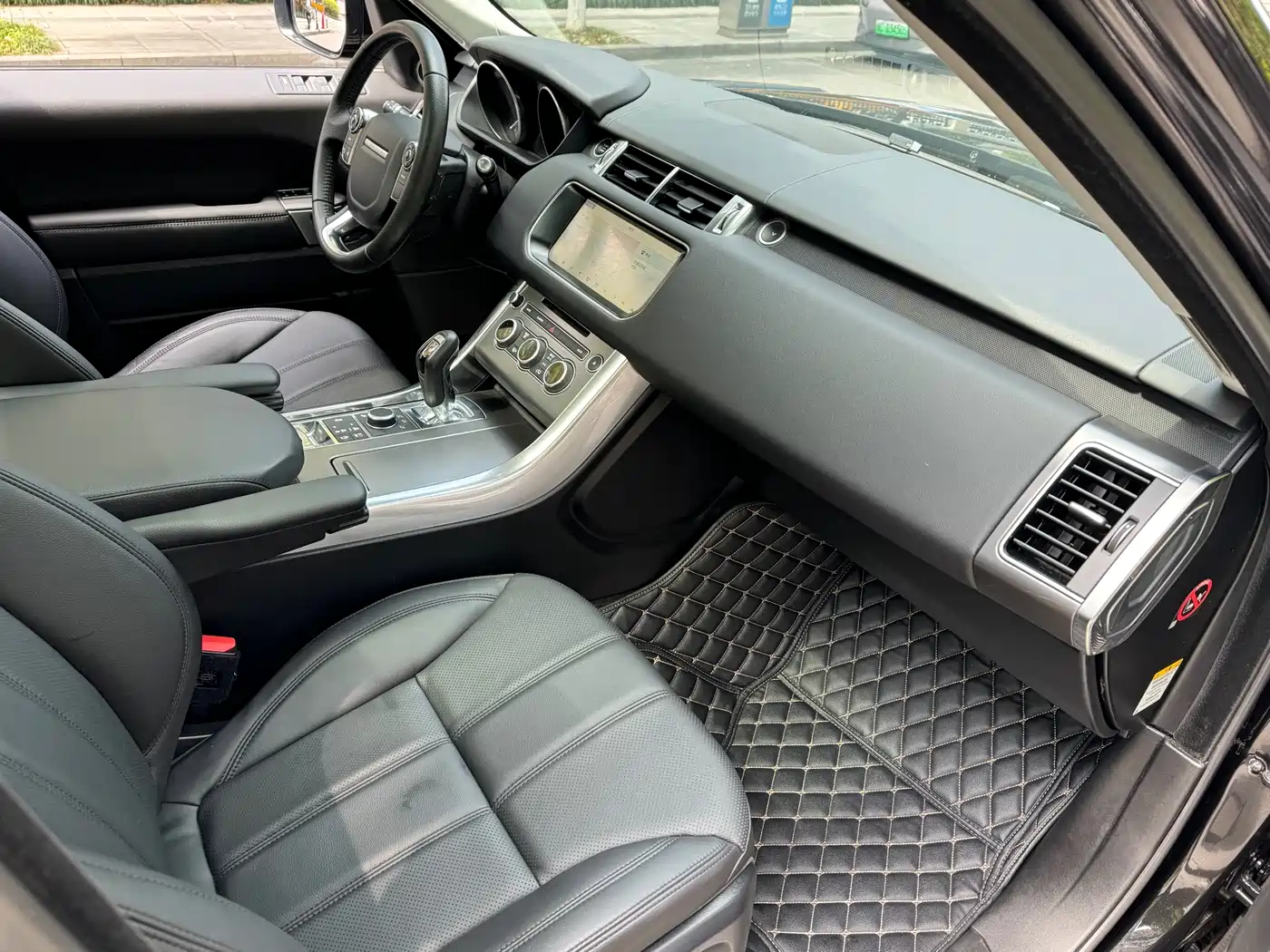 Land Rover Range Rover Sport 2017 3.0 SC V6 SE фото 7