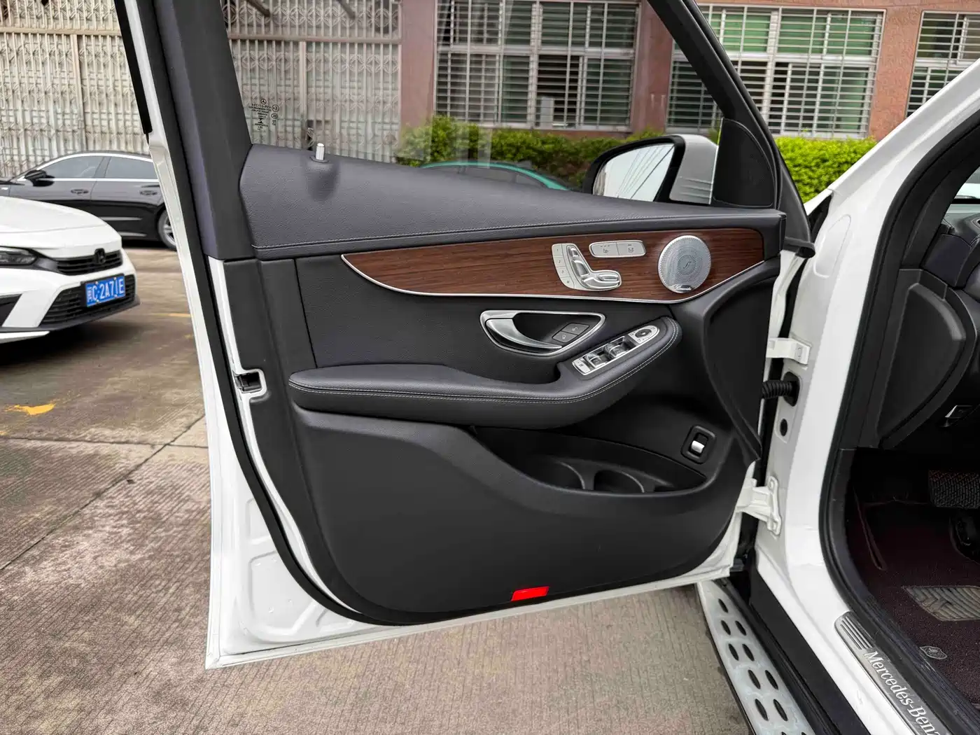 Mercedes-Benz GLC 2021 GLC 300 L 4MATIC Sporty фото 8