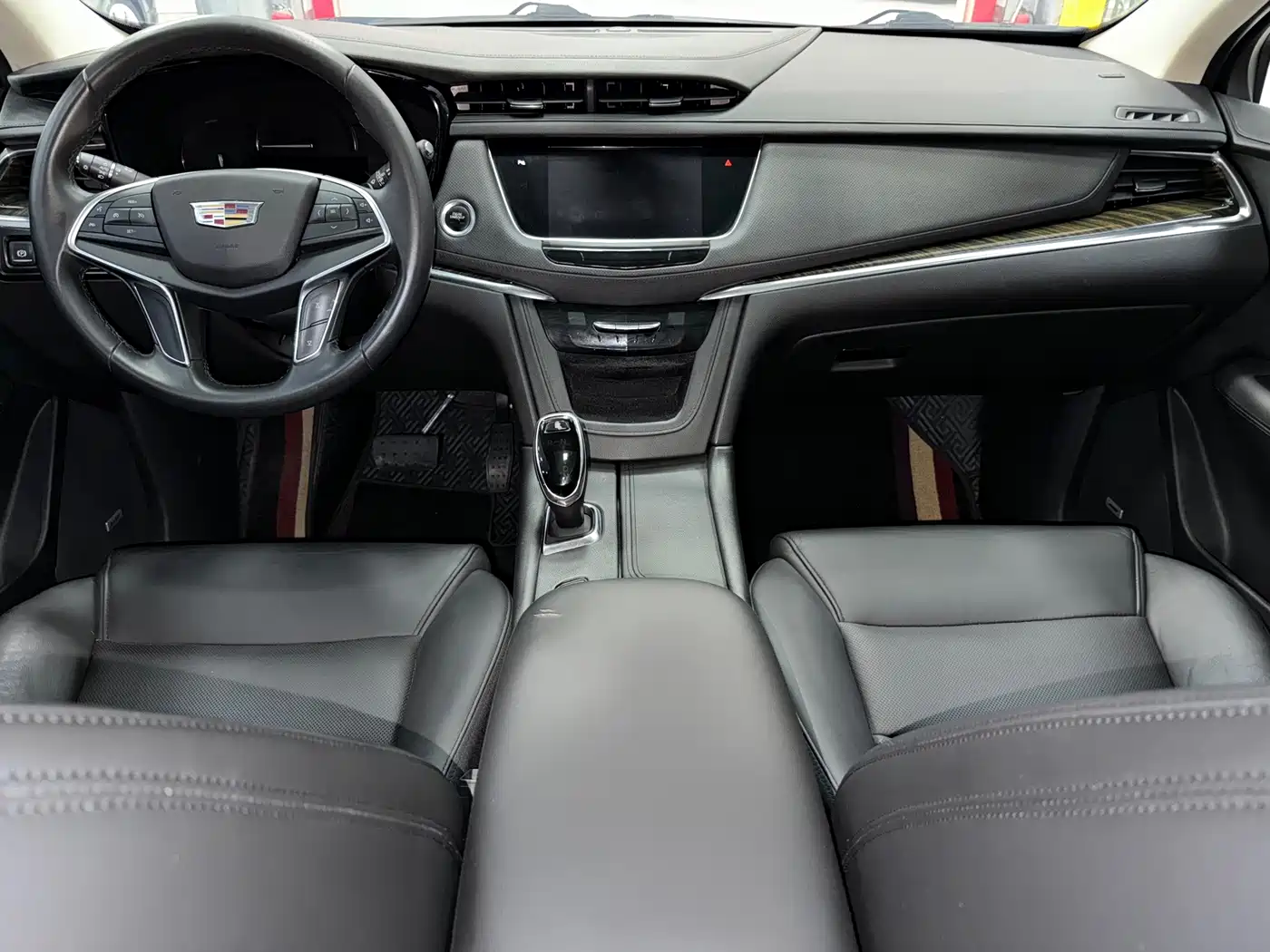 Cadillac XT5 2016 2016 25T Luxury Model