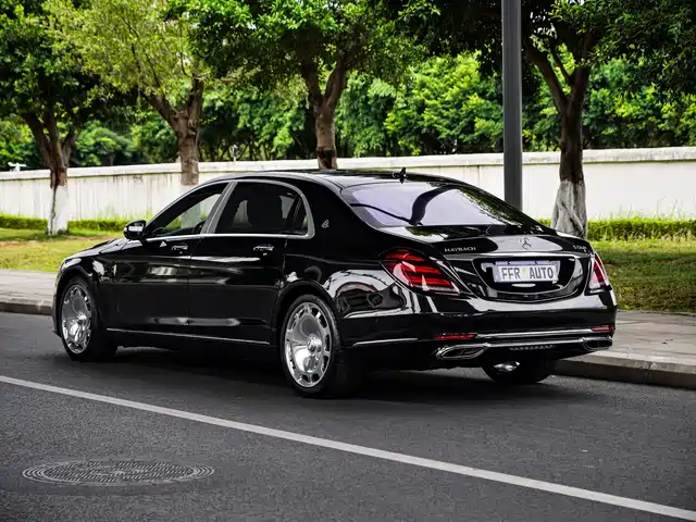 Mercedes-Benz Maybach S-Class 2019 S 560 4MATIC — фото 3