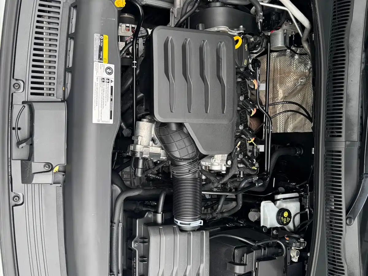 Volkswagen Polo 2023 2023 Plus 1.5L Automatic Colorful Tech Edition