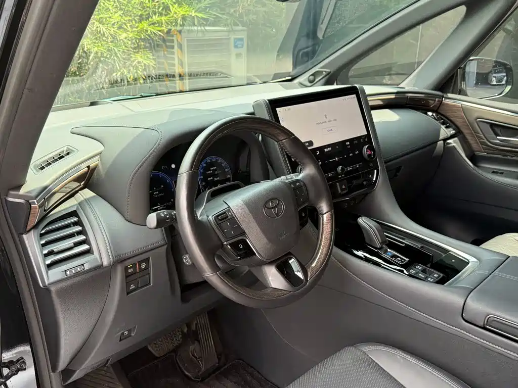 Toyota Alphard 2025 2024 Hybrid 2.5L Ultimate Enjoyment Edition