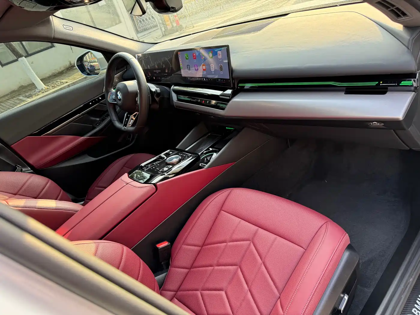 BMW 5 Series 2024 525Li M Sport Package фото 15