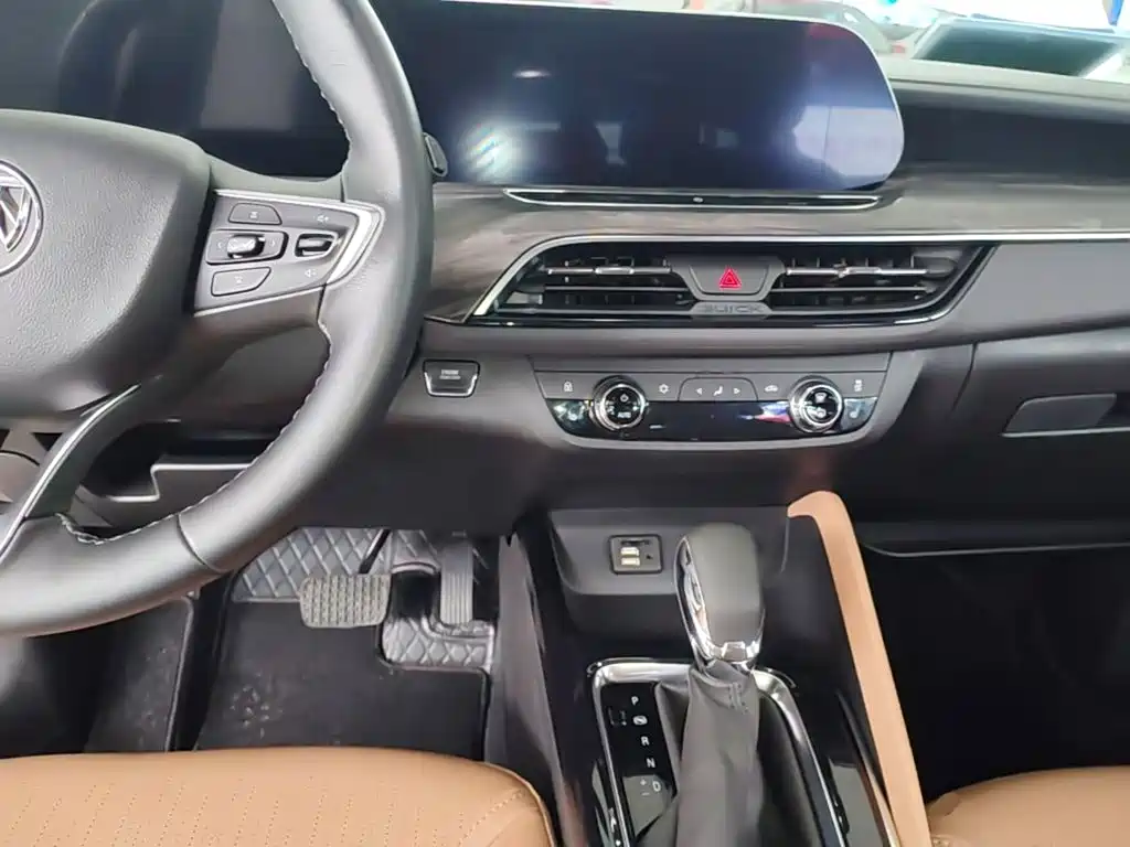 Buick GL6 2023 2021 323T Mild Hybrid Connected Luxury