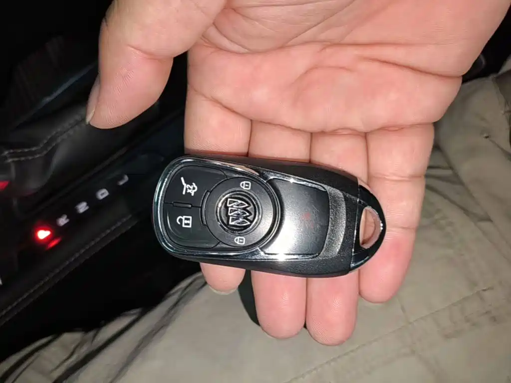Фото 9 - Buick Envision Plus