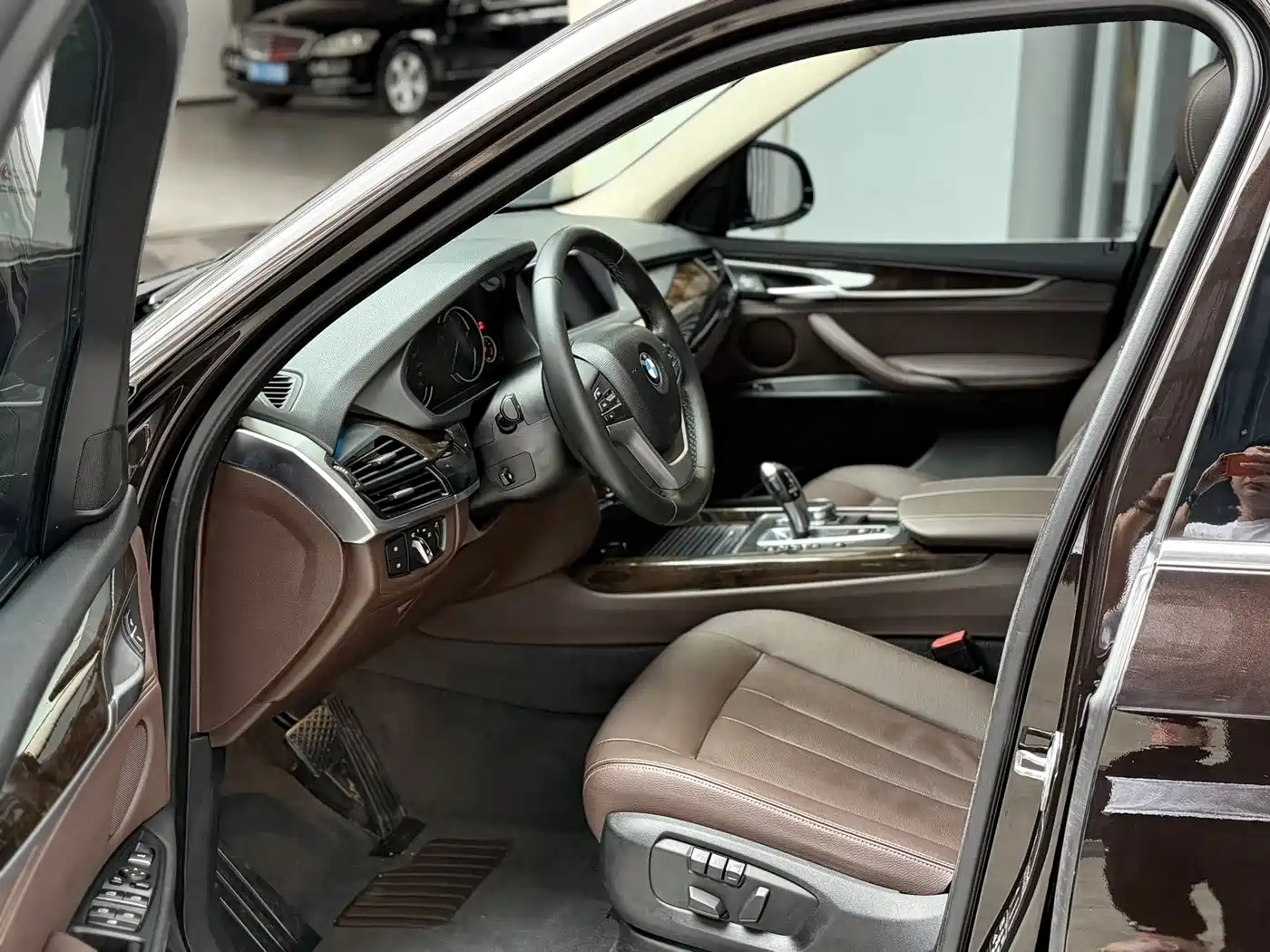 BMW X5 (Import) 2017 xDrive28i фото 4