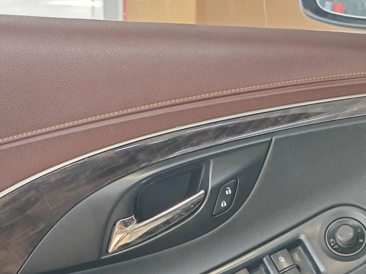Фото 8 - Buick LaCrosse