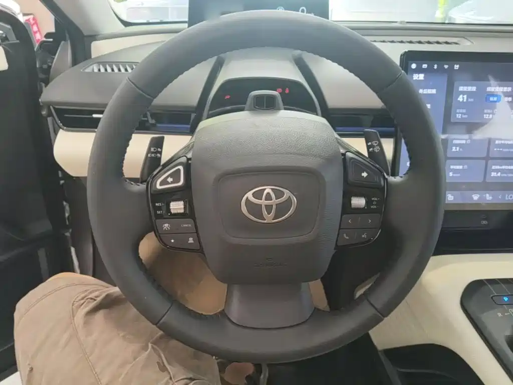 Toyota bZ5 2026 2025 Model 550 PRO