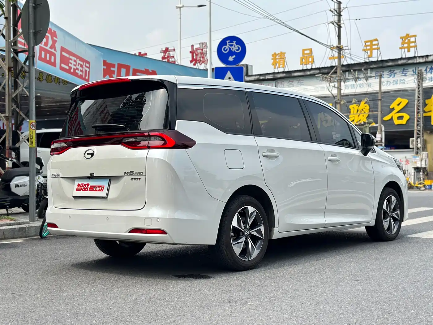 GAC TRUMPCHI TRUMPCHI M6