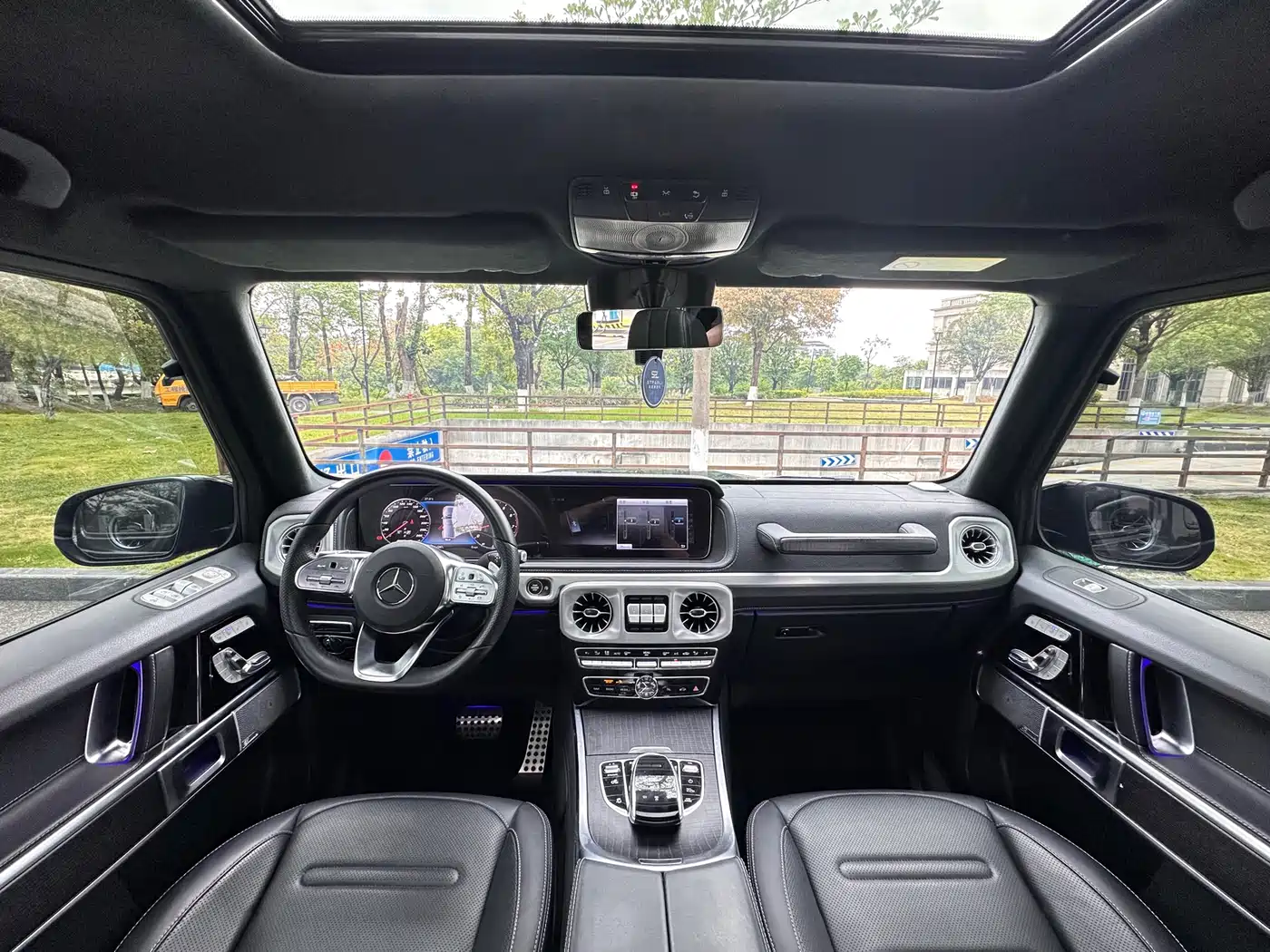 Mercedes-Benz G-Class 2022 G 500 фото 18