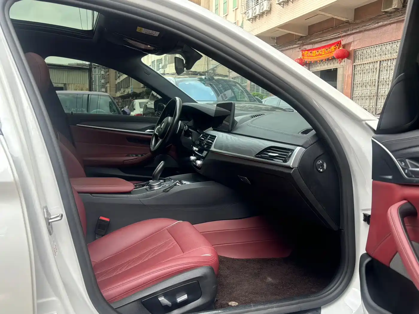 BMW 5 Series 2021 530Li Leading M Sport Package фото 10