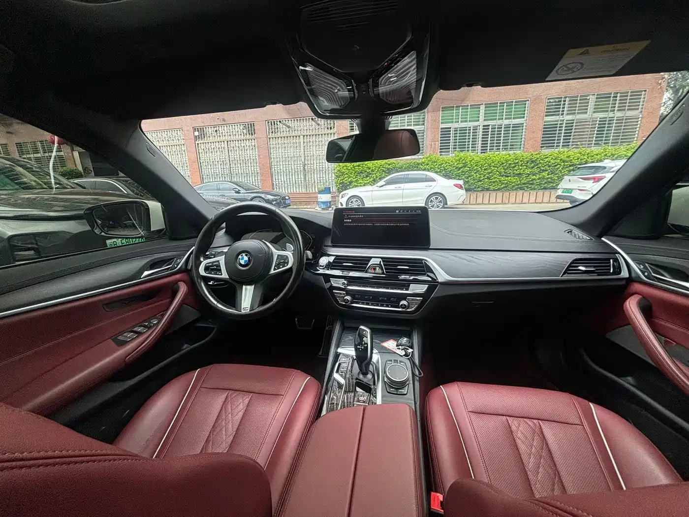 BMW 5 Series 2021 530Li Leading M Sport Package фото 13