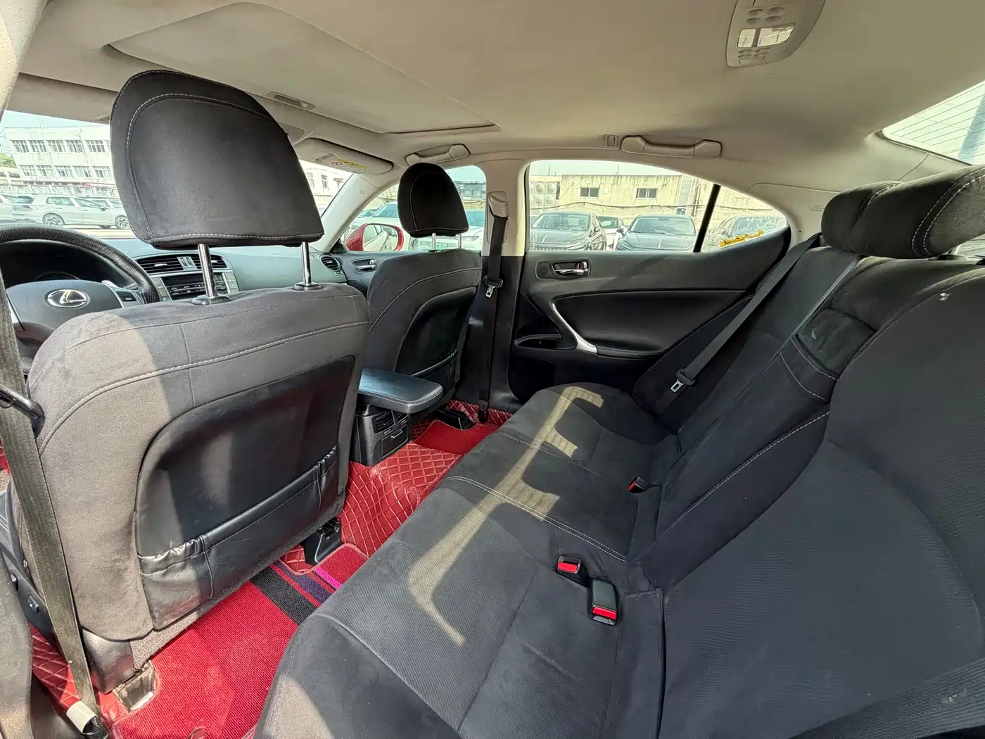 Lexus IS 2011 250 Sport фото 11