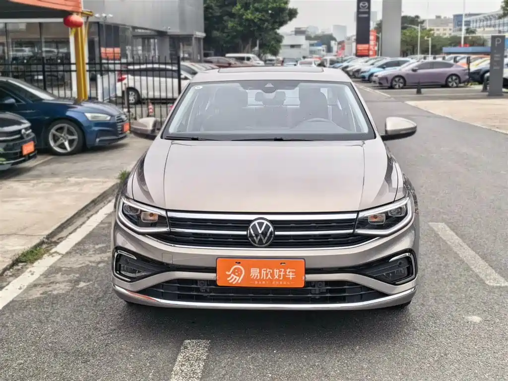 Volkswagen Bora 2024 300TSI DSG Premium Ride Edition фото 2