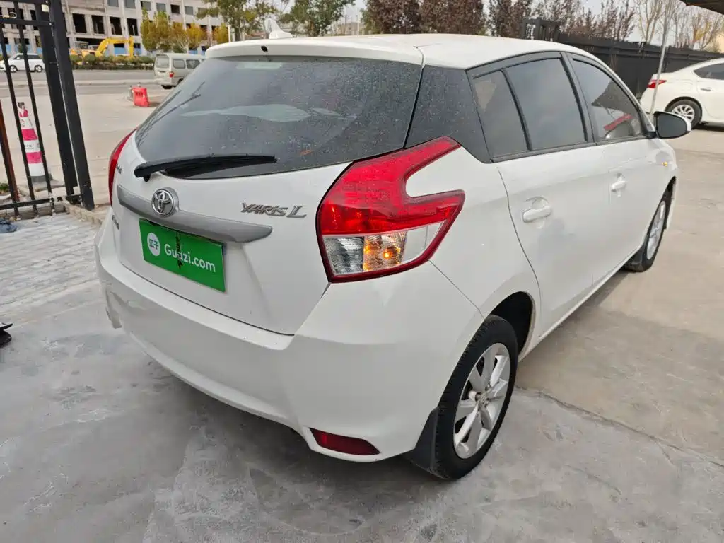Toyota YARiS L Zhi Xuan 2014 2014 1.5G Automatic Dynamic Edition