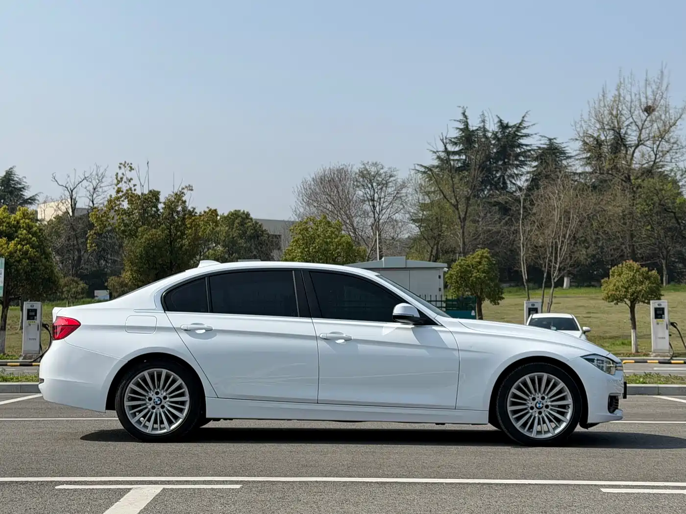BMW 3 Series 2018 320Li Fashion Style фото 8