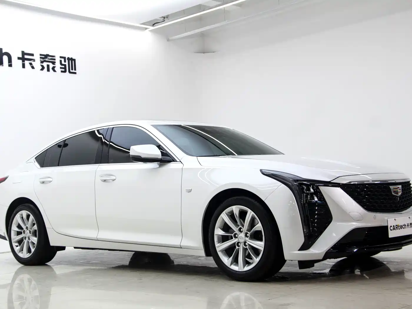 Cadillac CT5 2024 28T Luxury Model Pro фото 28