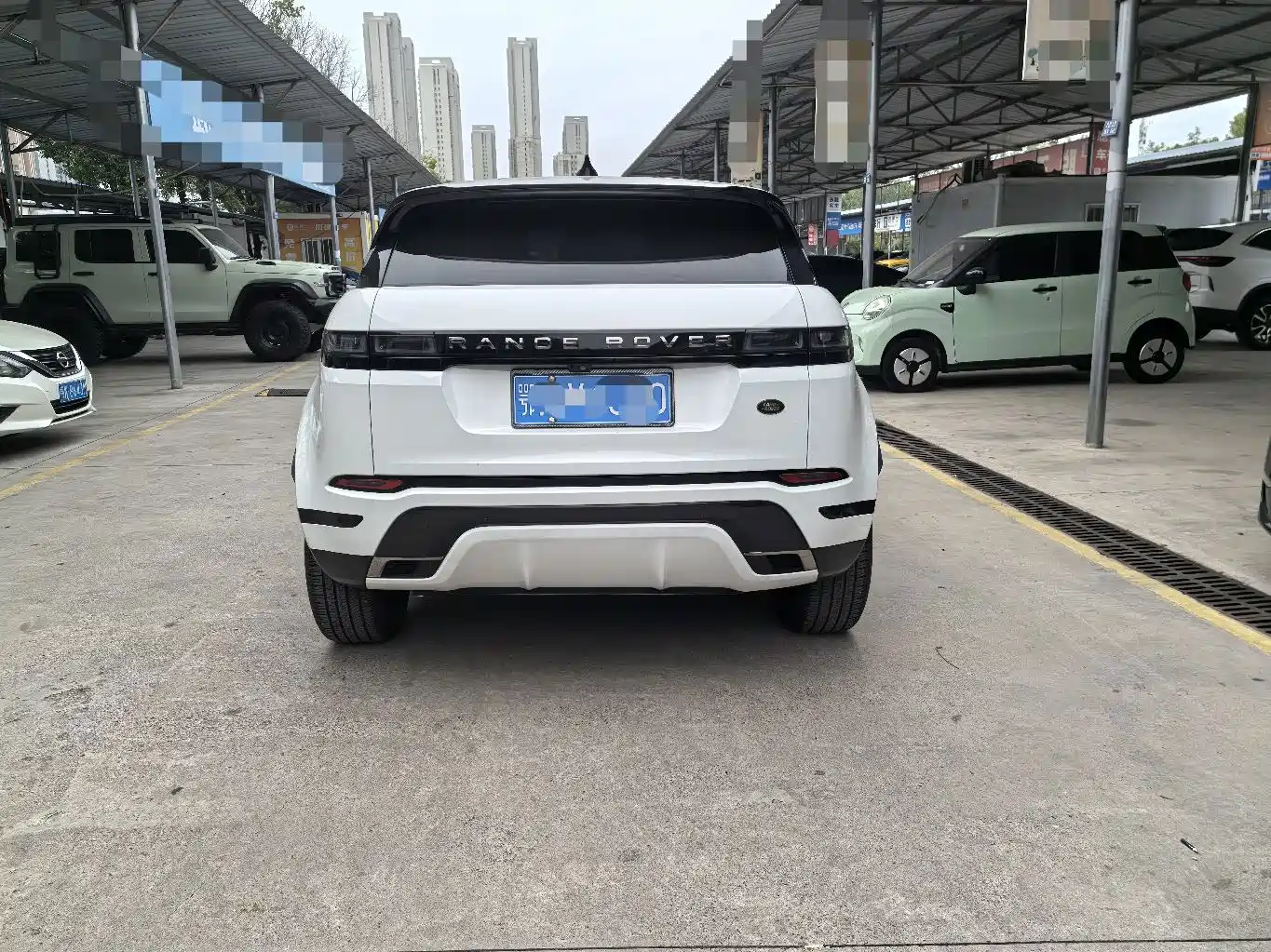 صورة 6 - Land Rover Range Rover Evoque