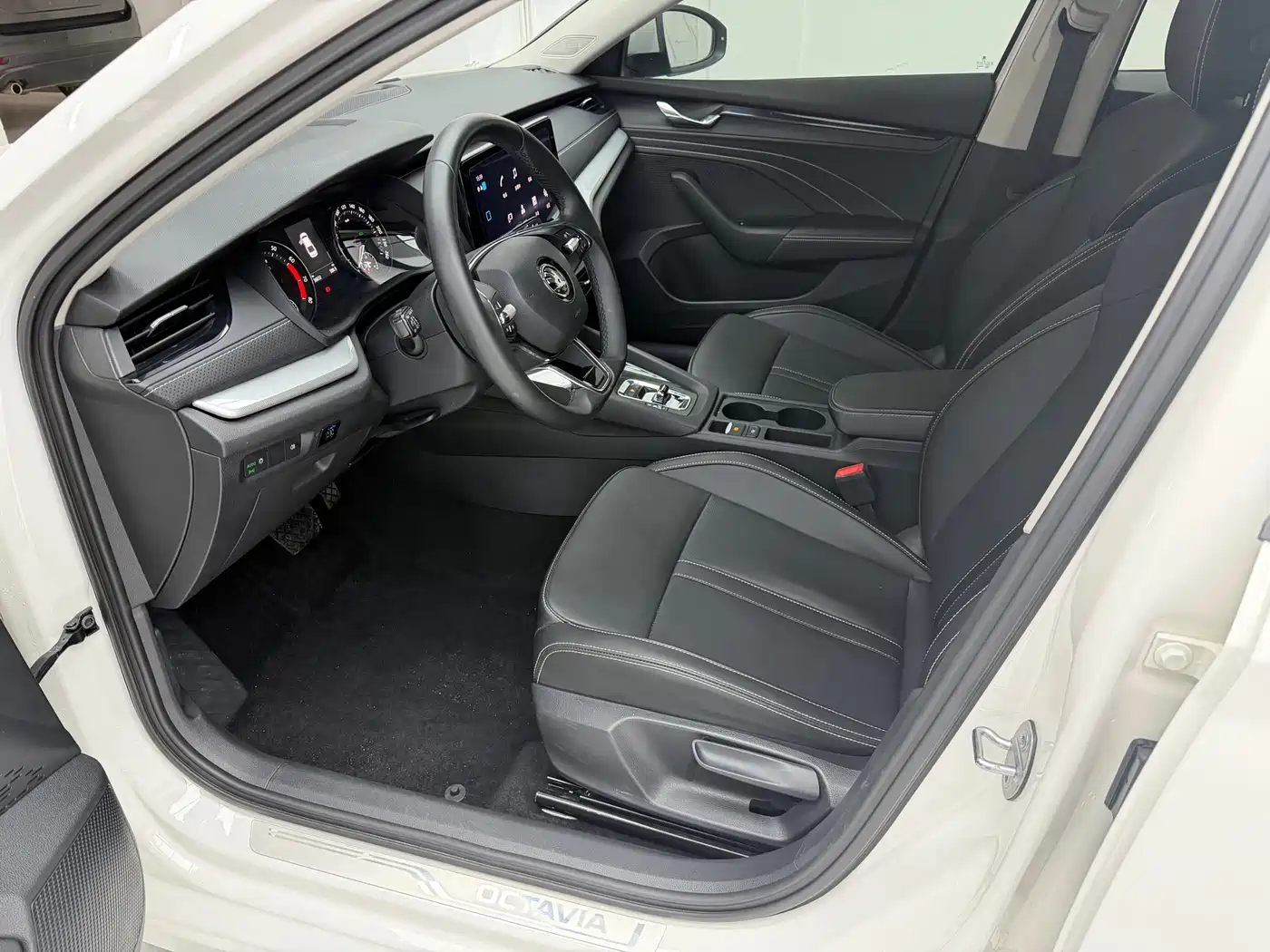 Škoda Octavia 2021 PRO TSI280 DSG Premium Edition фото 13