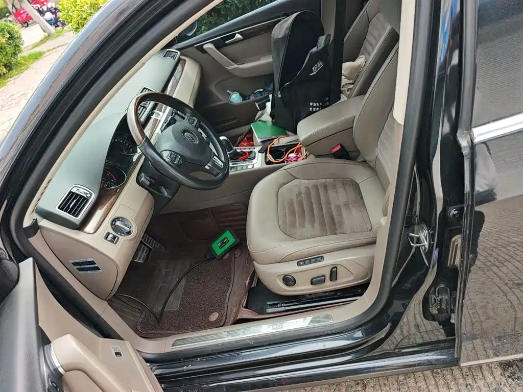 Volkswagen Magotan 2015 1.8TSI Premium фото 8