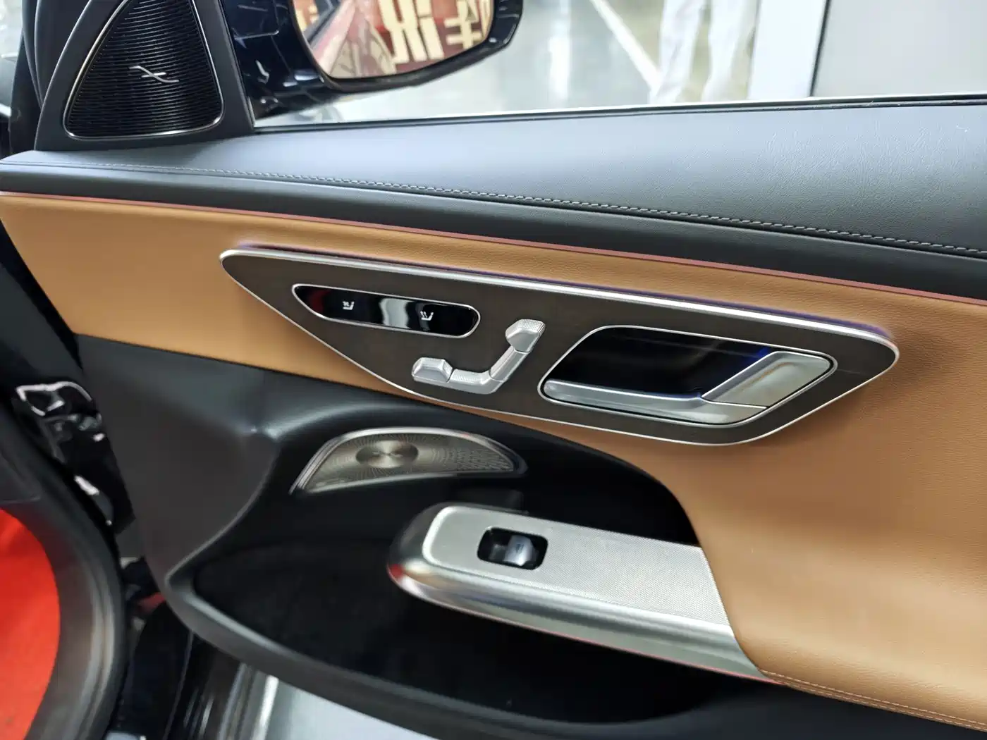 Mercedes-Benz E-Class 2024 Model E 300 L Luxury фото 6