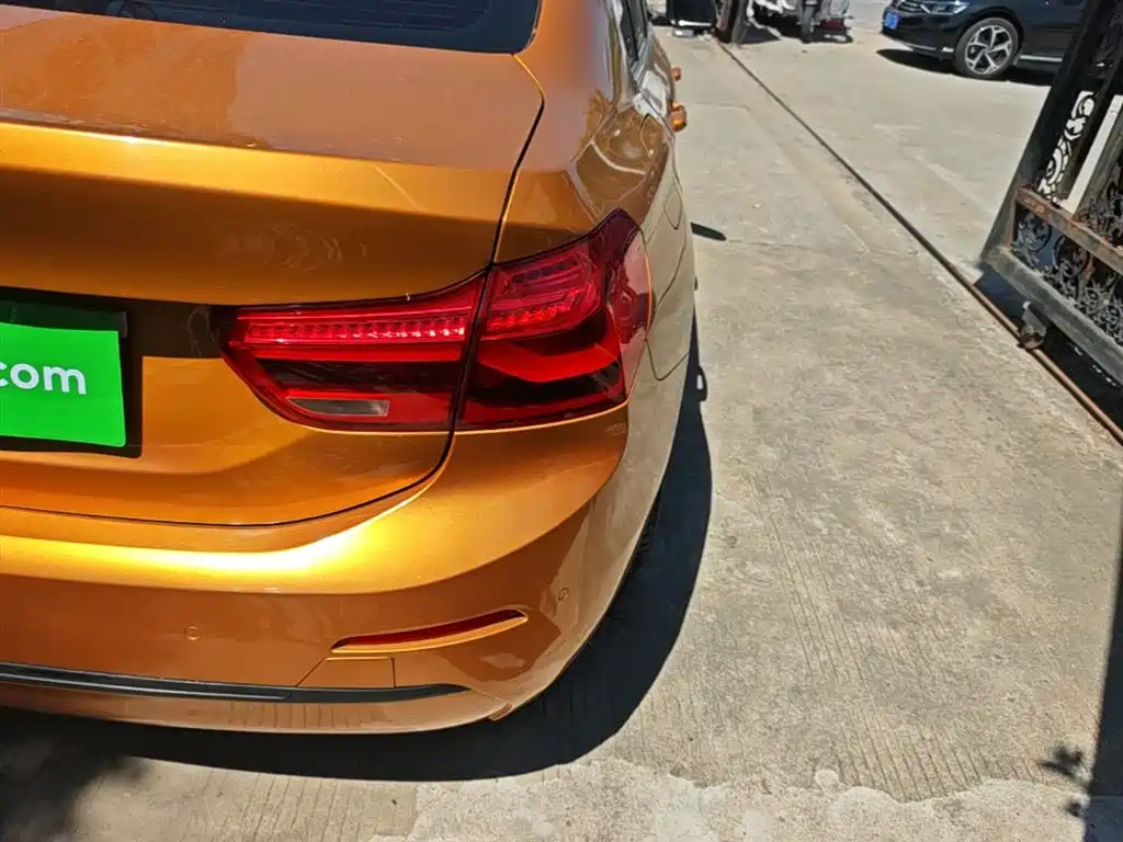 BMW 1 Series 2017 118i Sport фото 8