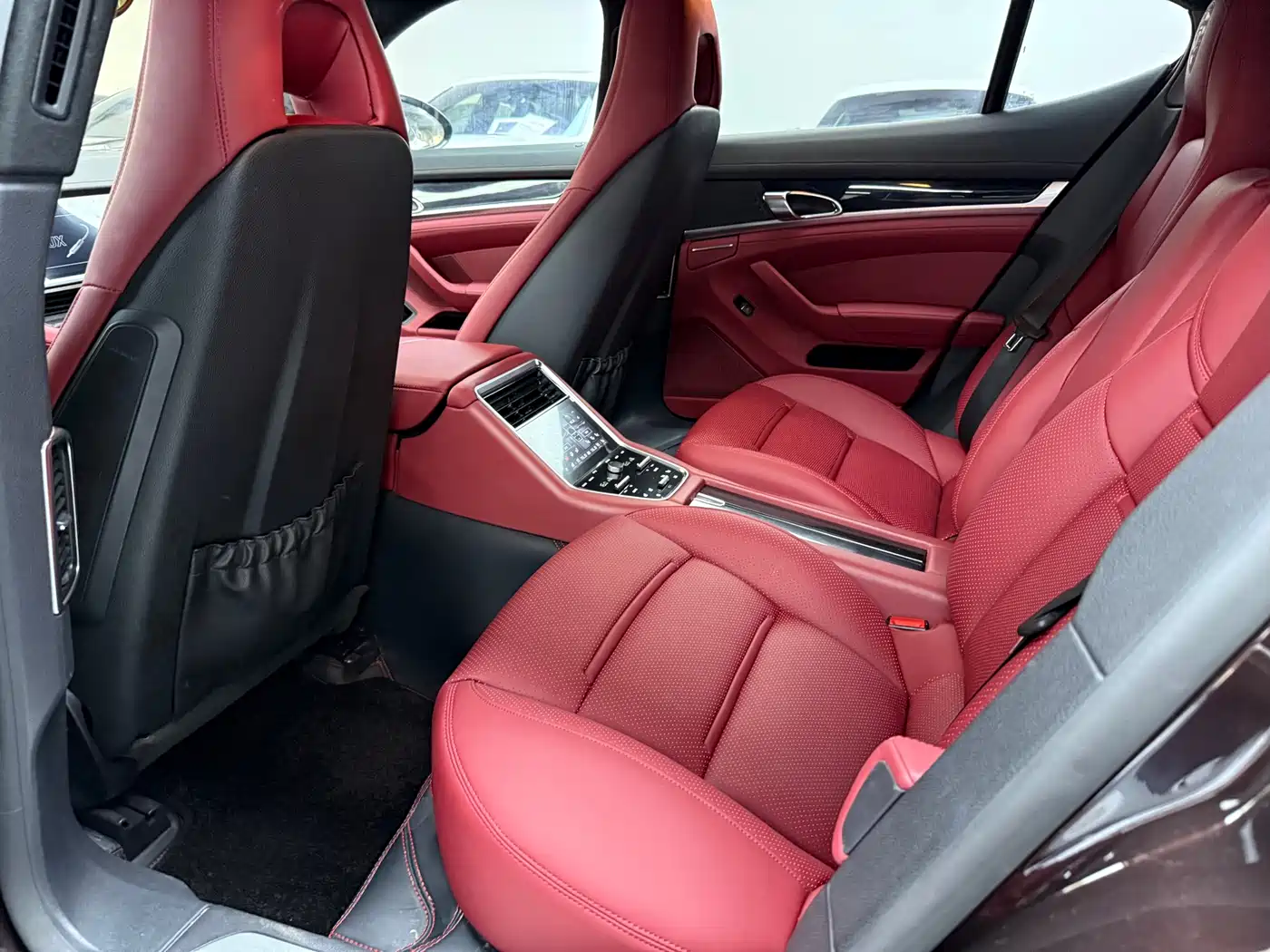 Porsche Panamera 2014 Panamera 3.0T фото 6