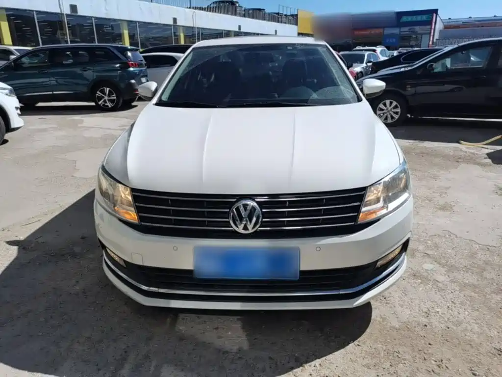 Фото 3 - Volkswagen Lavida