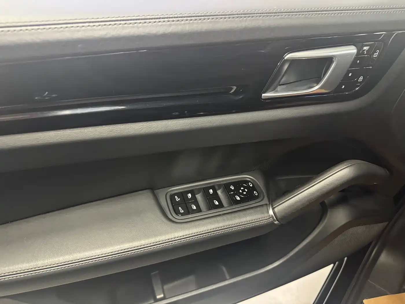 Porsche Cayenne 2019 Cayenne 3.0T фото 14