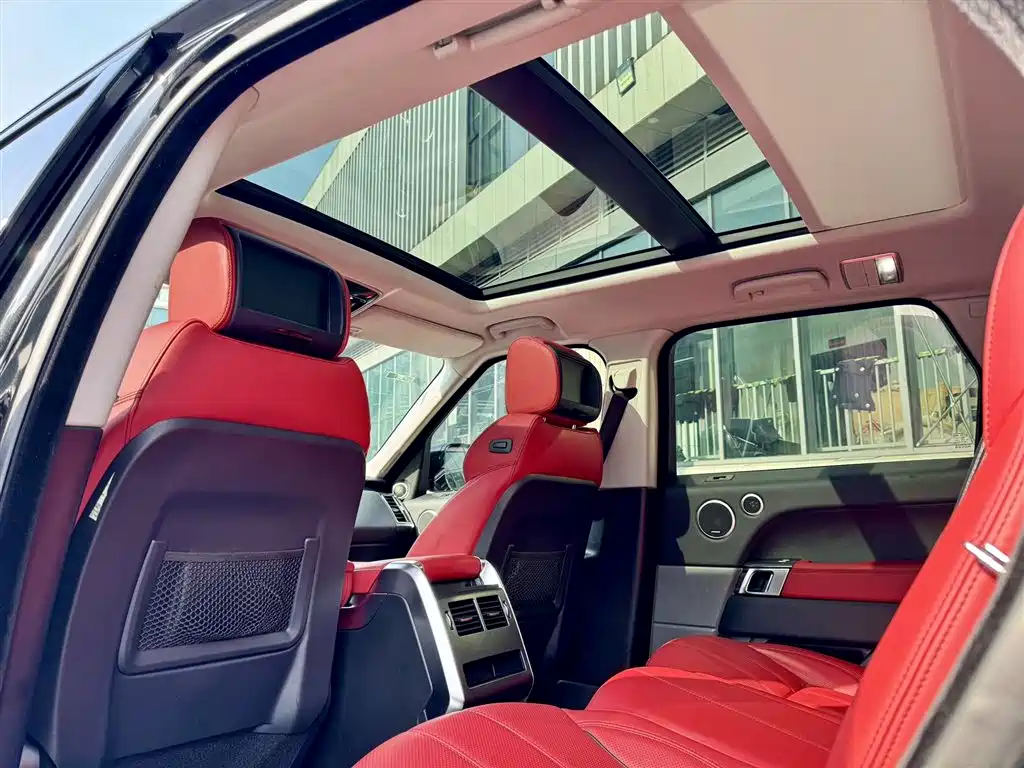 Land Rover Range Rover Sport 2016 Model 3.0 SC V6 HSE DYNAMIC фото 6