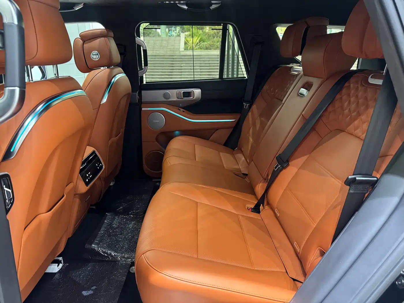 TANK TANK 700 NEW ENERGY