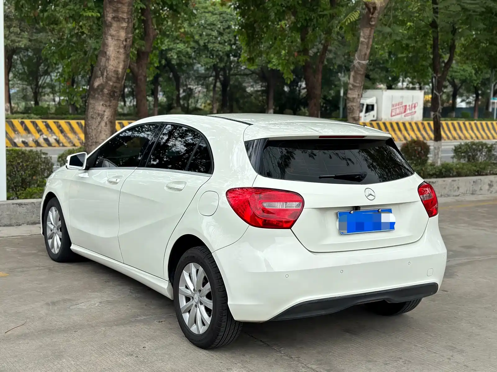 Фото 4 - Mercedes-Benz A-Class (Import)