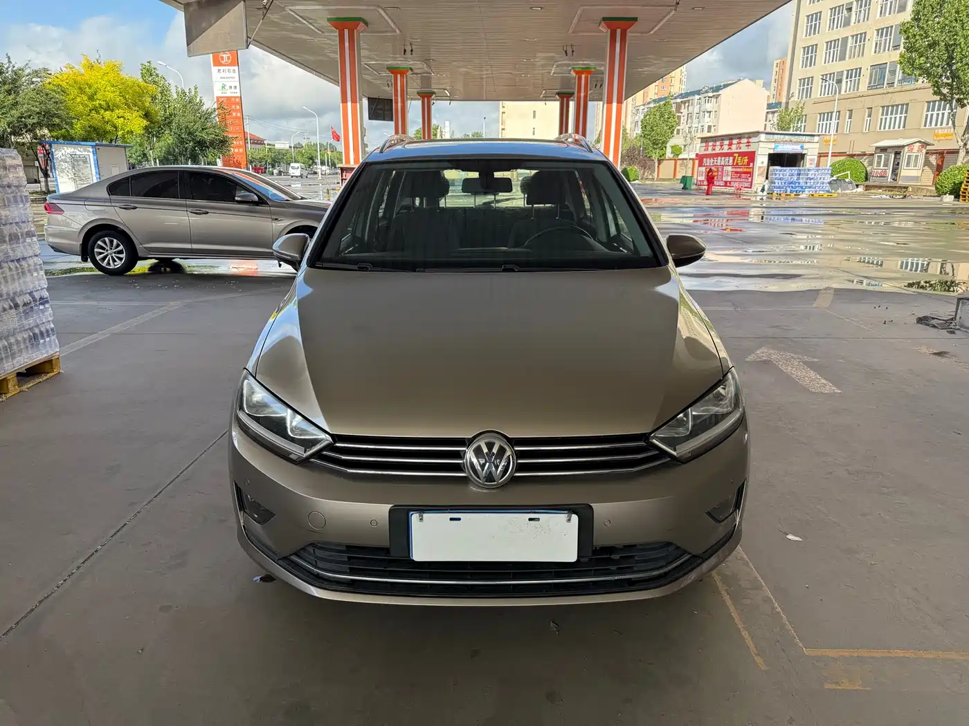 Volkswagen Golf Sportsvan 2016 230TSI Automatic Progressive фото 2