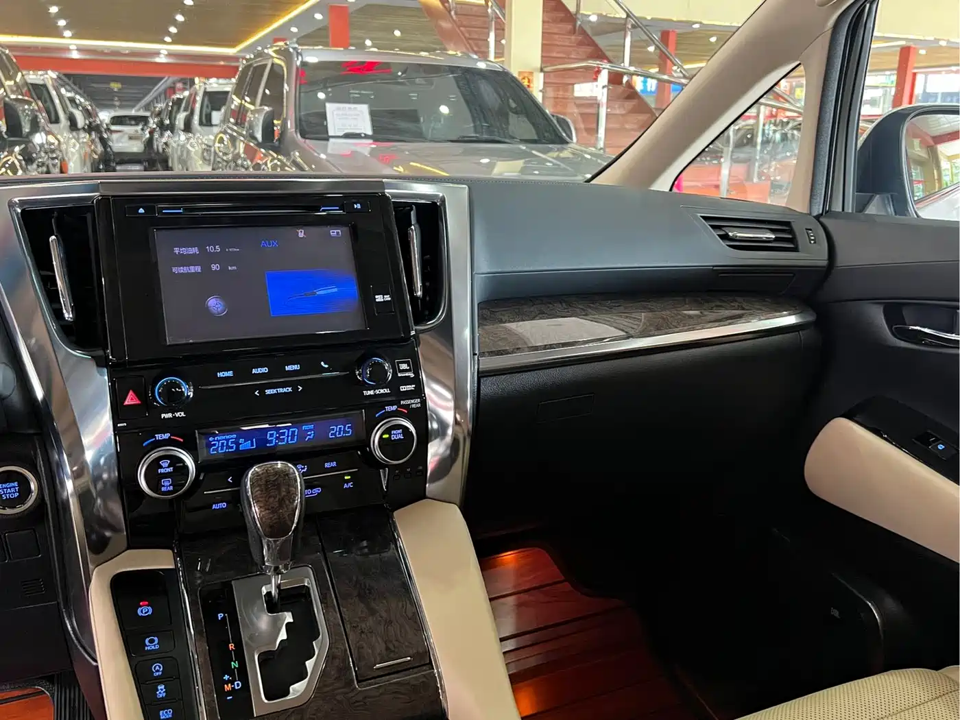 Toyota Alphard 2018 Facelift 3.5L Premium Edition фото 13