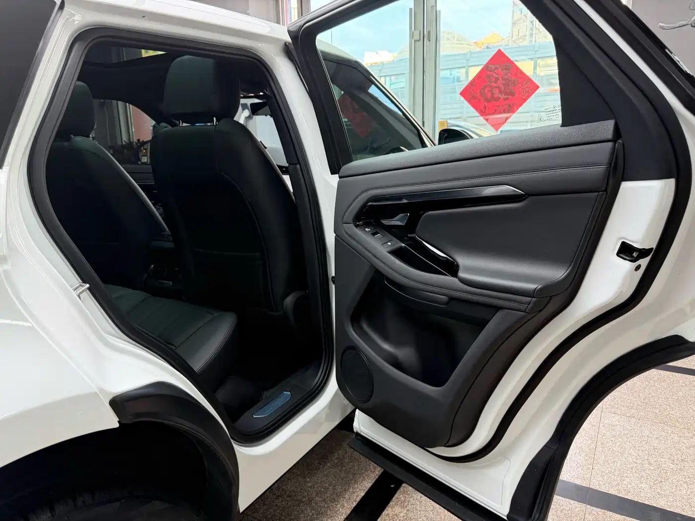 Land Rover Range Rover Evoque 2020 Model 249PS R-DYNAMIC S Gloss Black Sport Tech Edition фото 31
