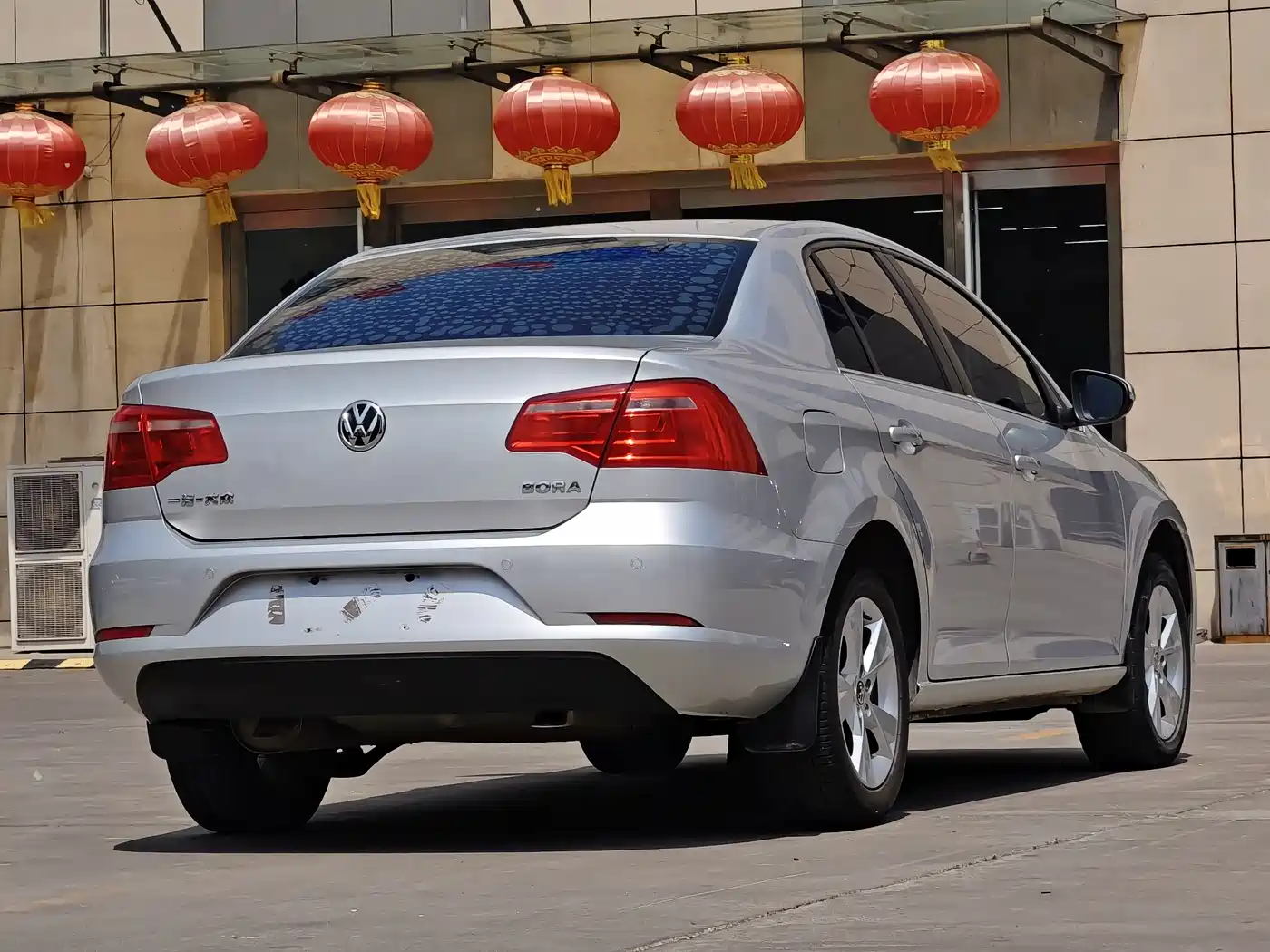Volkswagen Bora 2014 1.6L Automatic Comfort Edition фото 7