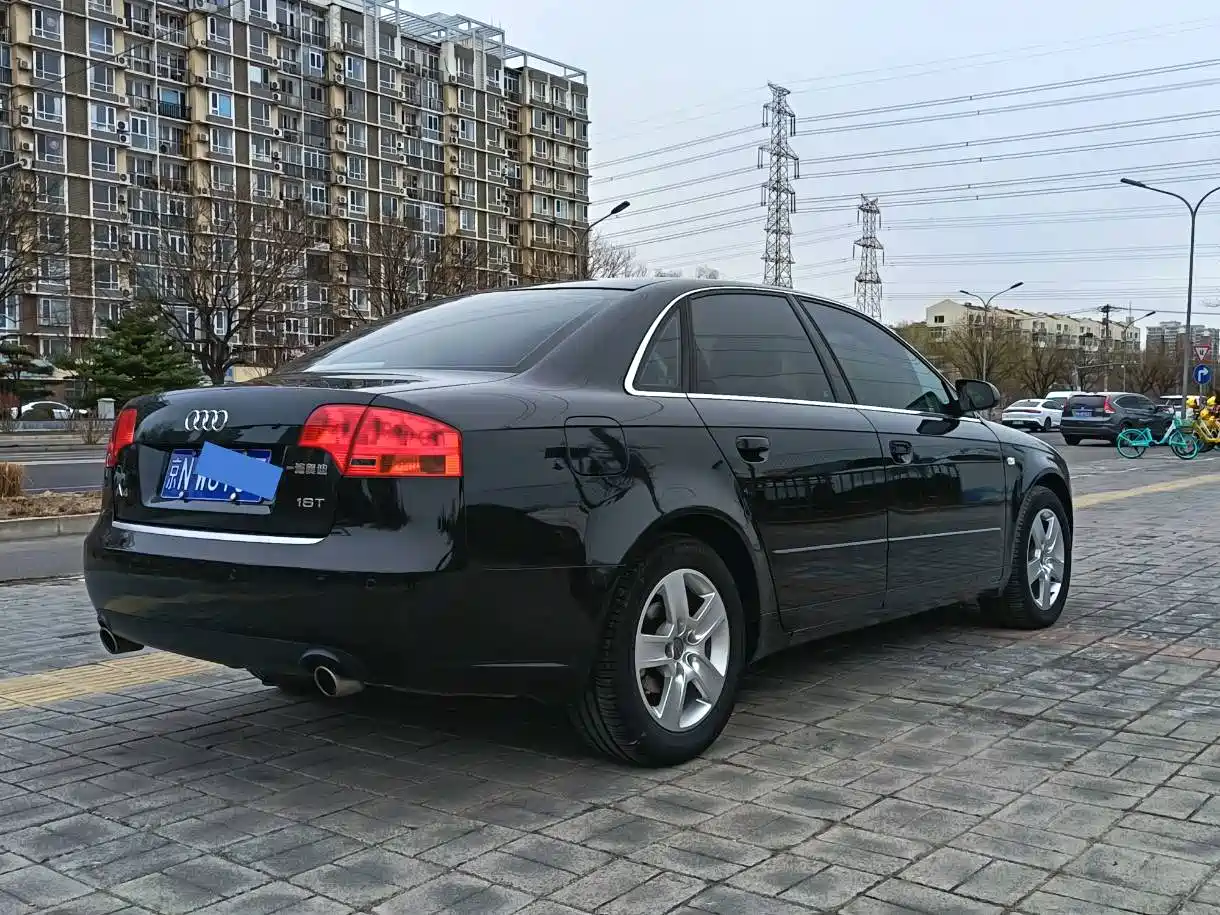 Audi A4 2008 Model 1.8T Automatic Comfort фото 6