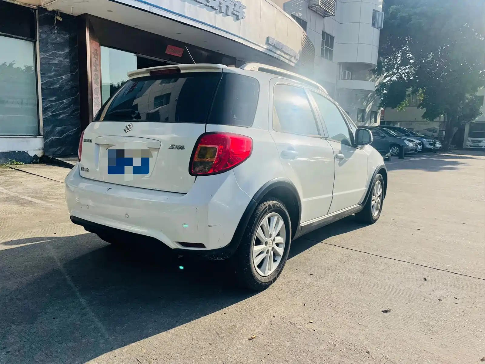 Фото 9 - Suzuki SX4