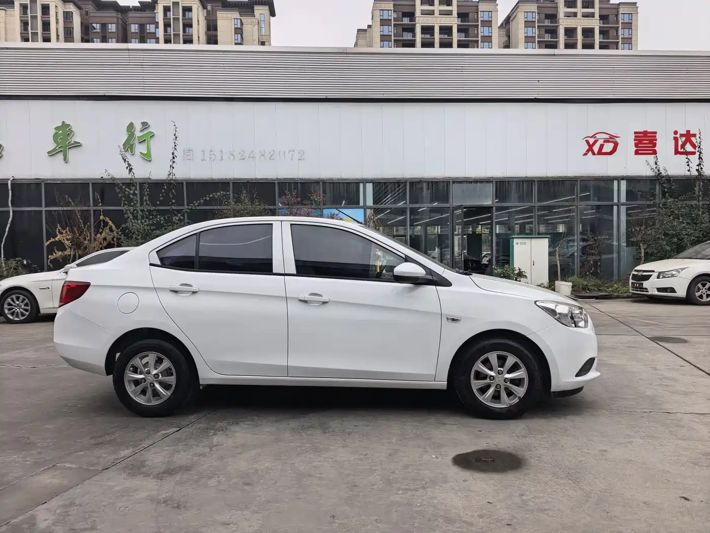 Chevrolet Sail 2015 Sail 3 1.3L Manual Ideal Edition фото 4