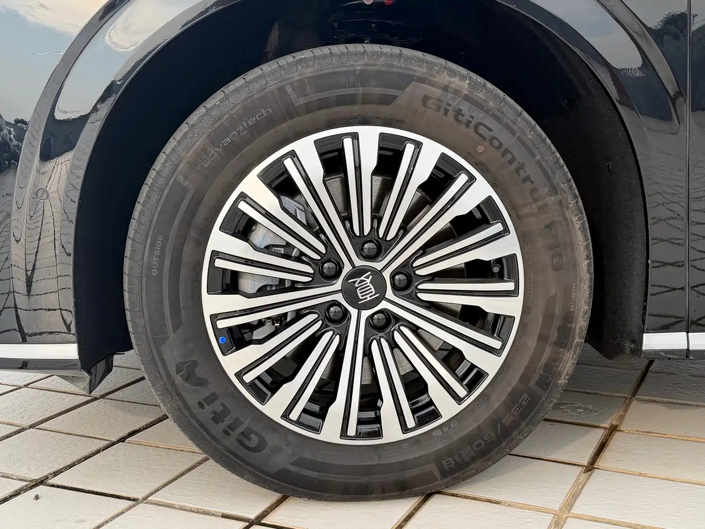 BYD Xia 2025 2026 DM-i 1.5T 218km Premium