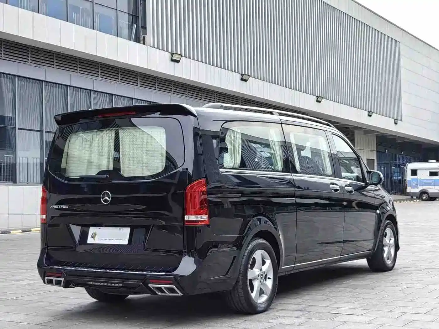 Photo 3 - Mercedes-Benz Vito