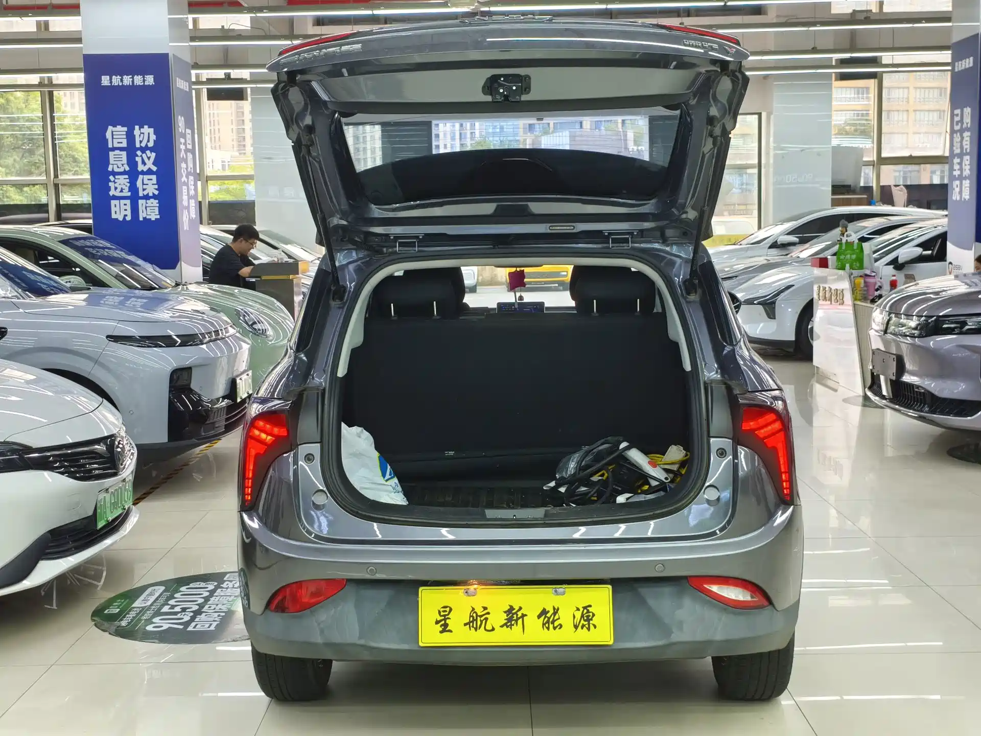Фото 6 - Nezha Auto Nezha V
