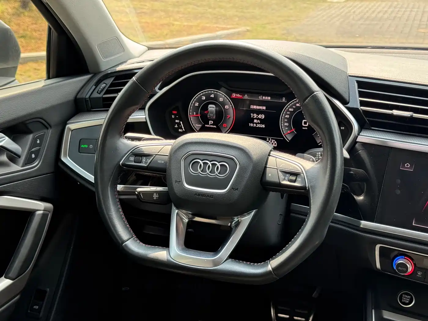 Фото 15 - Audi Q3