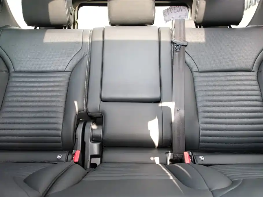 Land Rover Discovery 2025 2025 360PS Dynamic SE