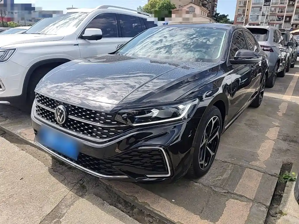 Volkswagen Passat 2024 380TSI Starlight Dragon Soaring Edition