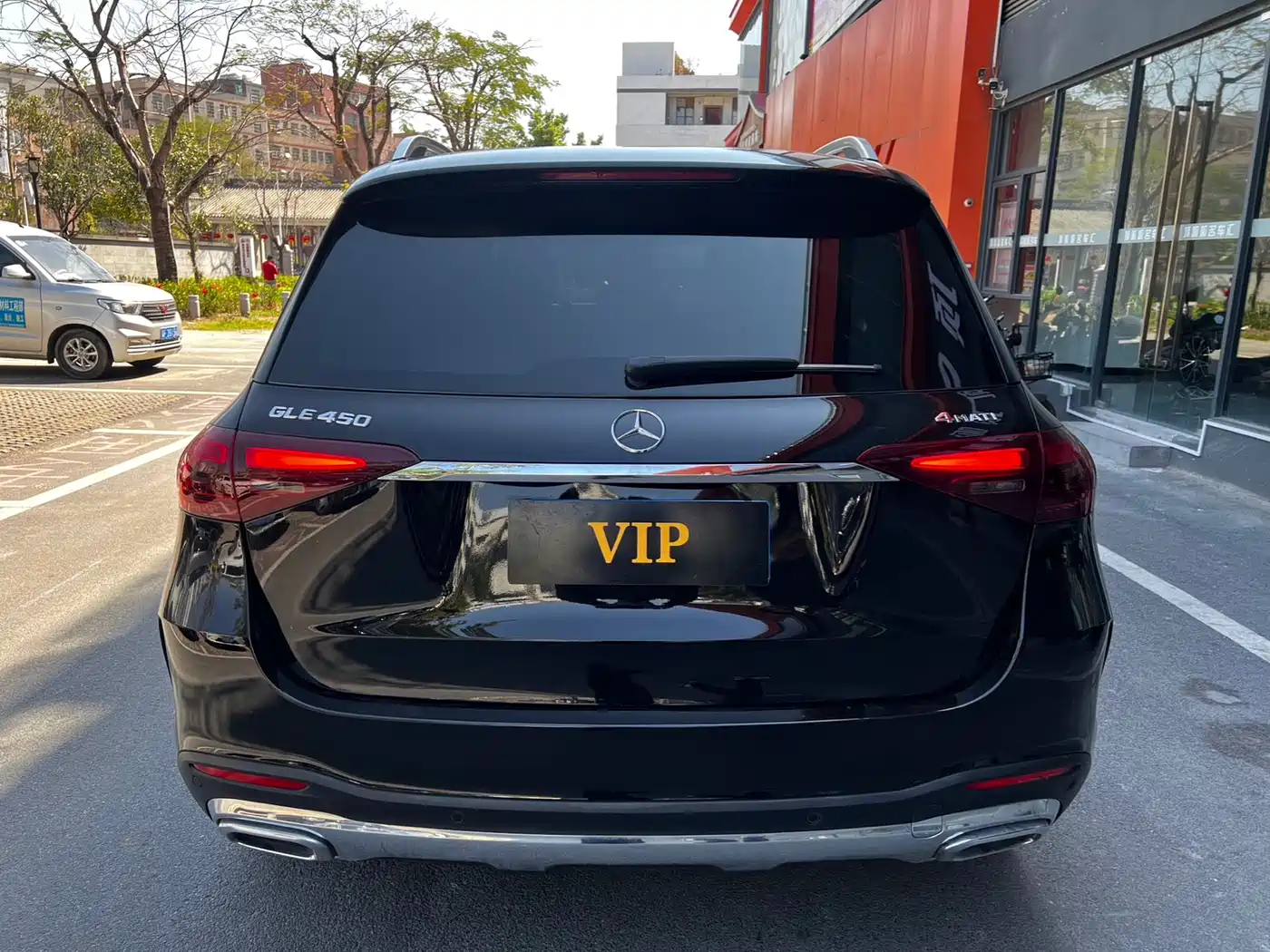 Mercedes-Benz GLE 2024 GLE 450 4MATIC Fashion фото 8