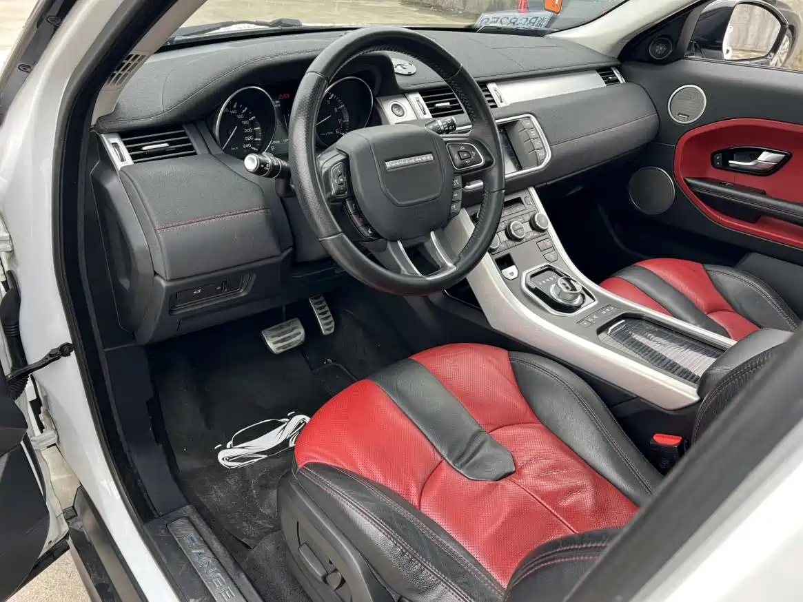 Land Rover Range Rover Evoque (Import) 2014 2014 2.0T 5-door Brilliance Sport