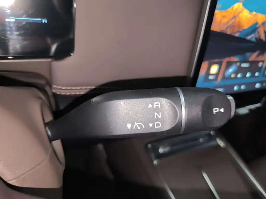 Wuling Motors Xingguang 730 New Energy 2025 2025 Model Plug-in Hybrid Base Version
