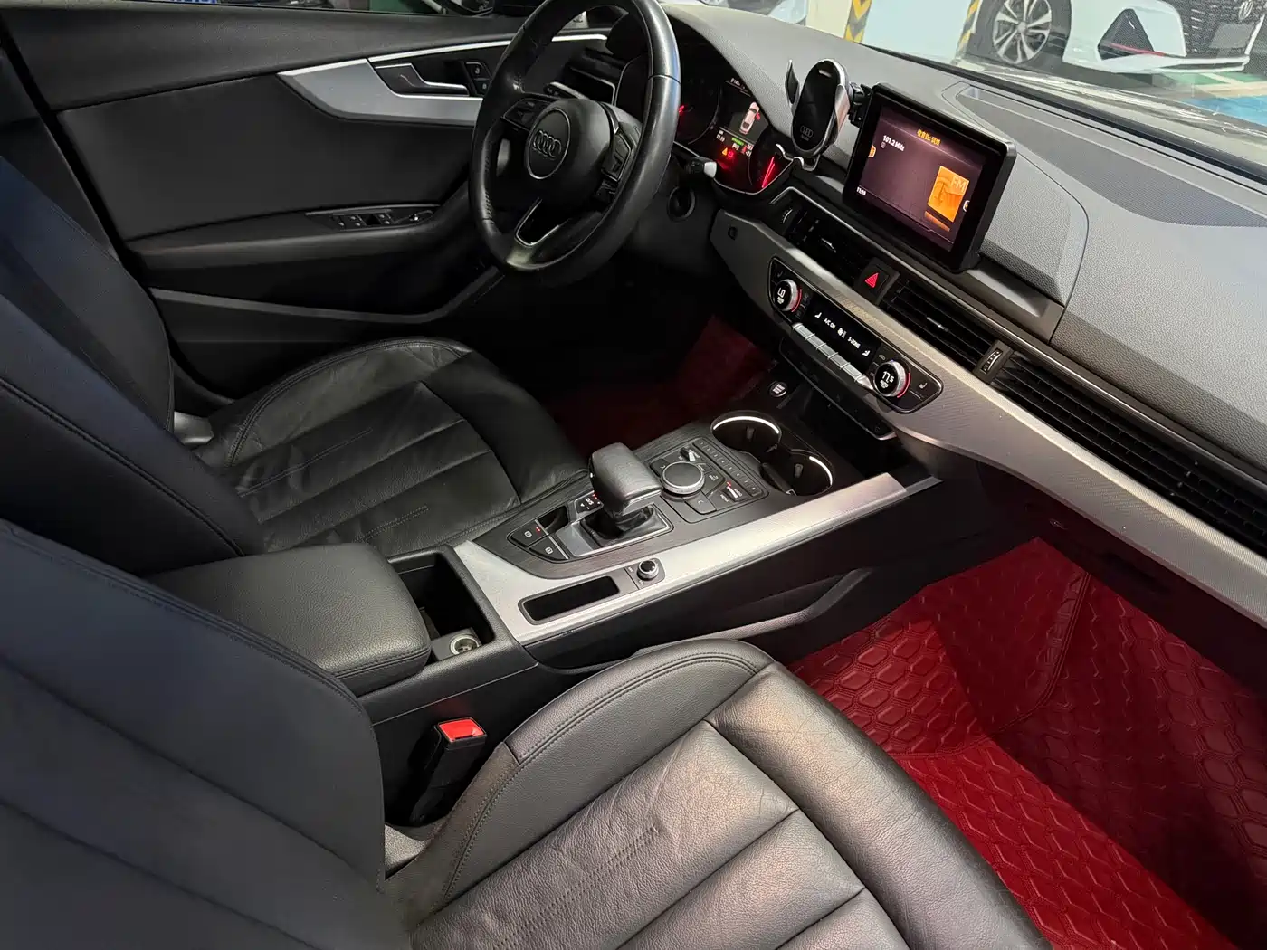 Audi A5 (Import) 2019 Sportback 40 TFSI Fashion фото 5