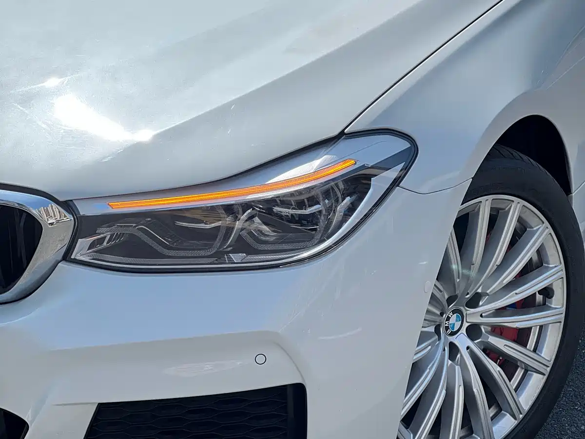 BMW 6 Series GT 2018 630i M Sport Package фото 21